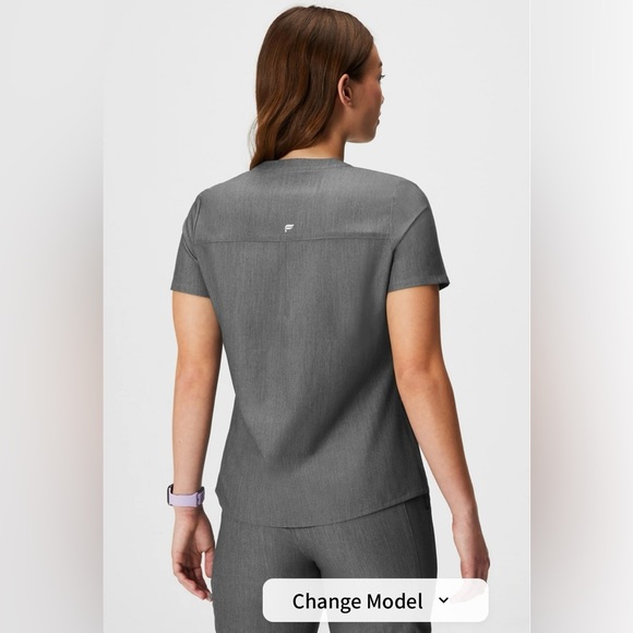 Fabletics Scrub Set Heather Grey - Picture 5 of 6
